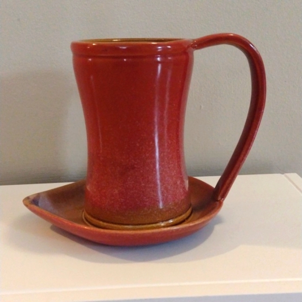 Coaster Connected Pottery Mug  by LTD Commodities  12 Oz Like New